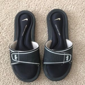 Nike Women’s Comfort Slides